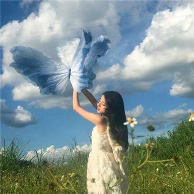 在光影中漫步:罗比穆勒